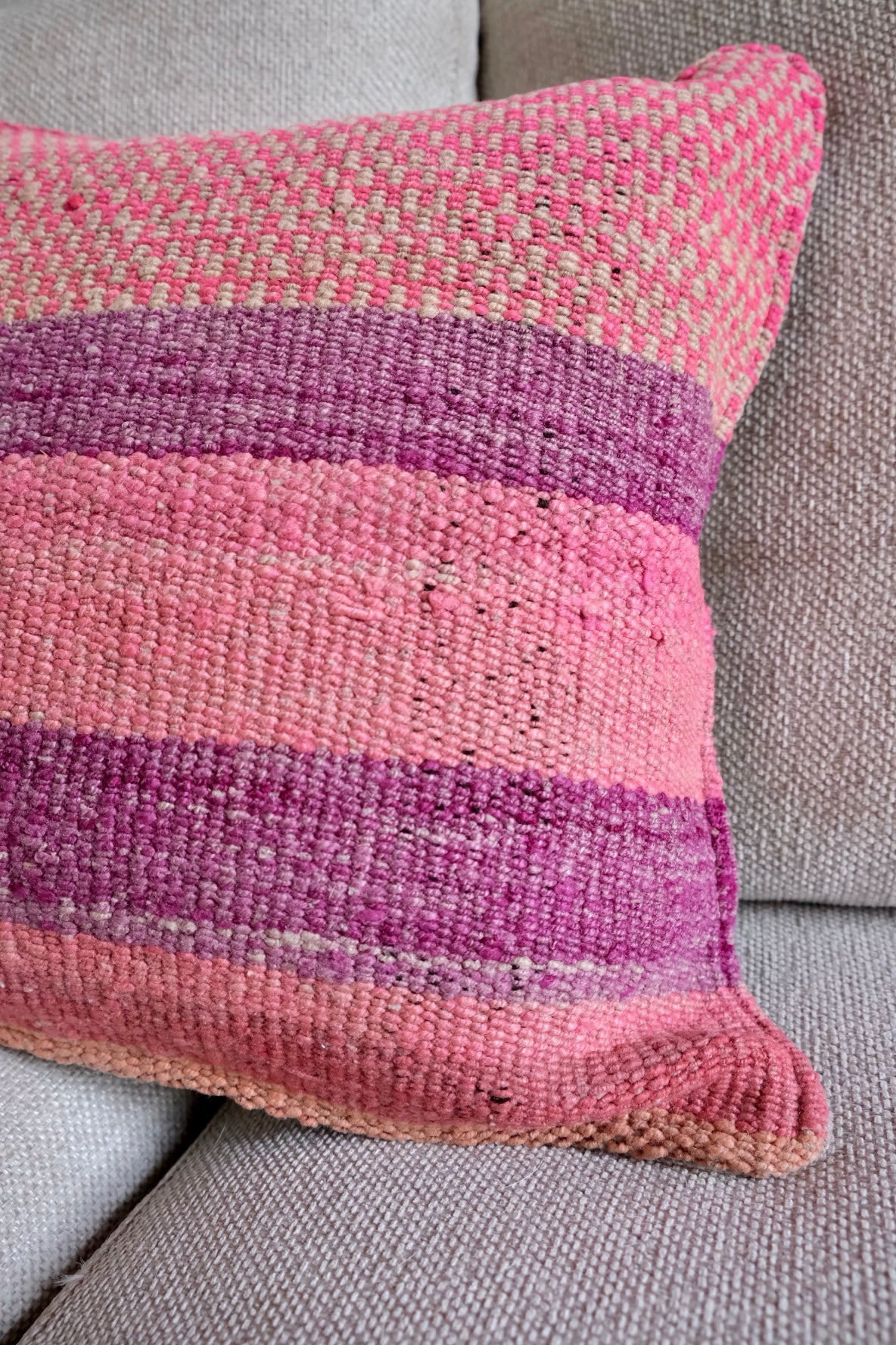 Peruvian Frazada 100% wool handwoven cushion cover