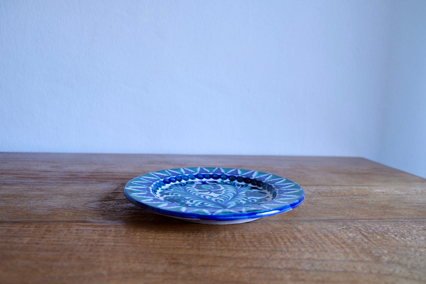 Traditional Fajalauza ceramic plate