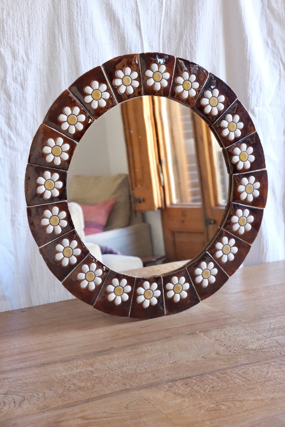 Ceramic mirror with white daisies, Spain