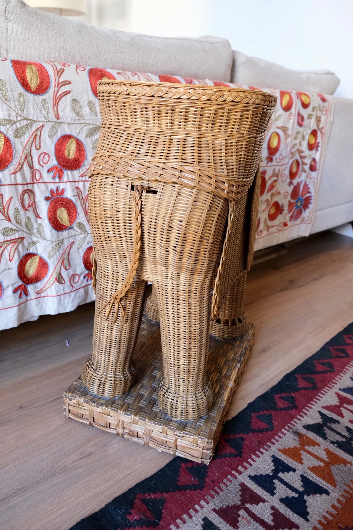 Hand-woven wicker elephant side table, 1970s