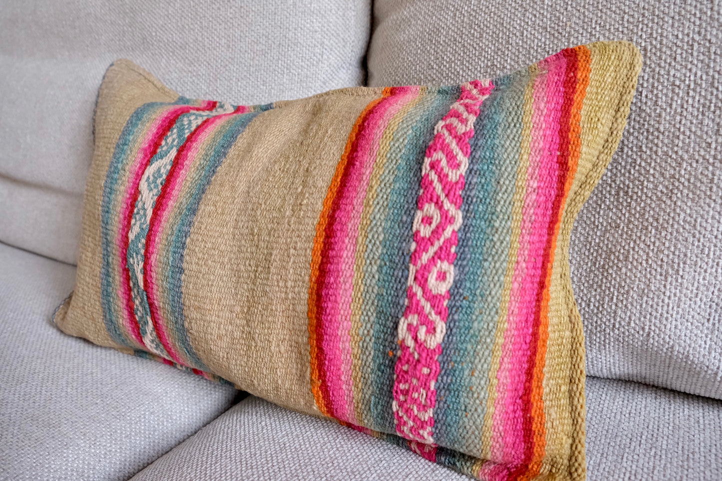 Peruvian Frazada 100% wool handwoven cushion cover