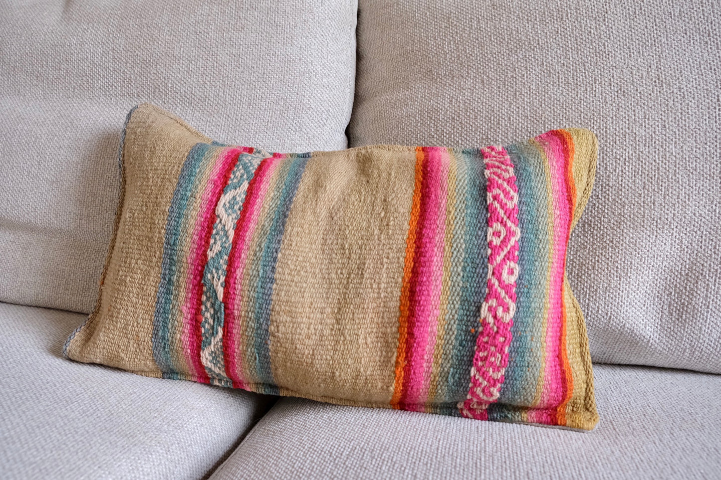 Peruvian Frazada 100% wool handwoven cushion cover