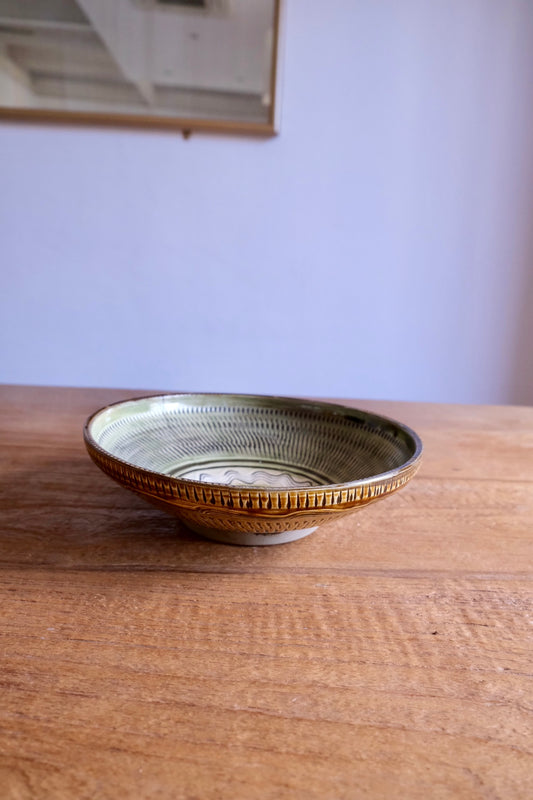 Onta-yaki 小鹿田焼 hand-made serving bowl