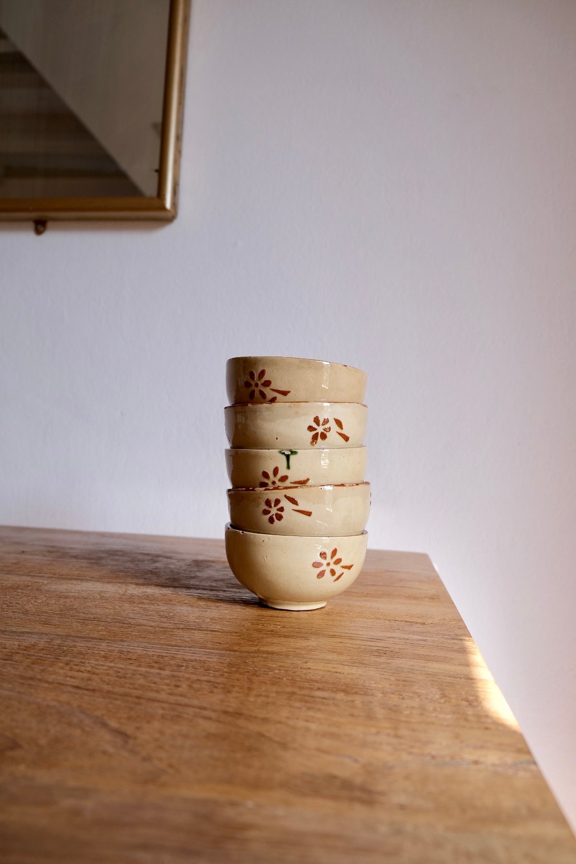 Set of 5 glazed terracotta bowls