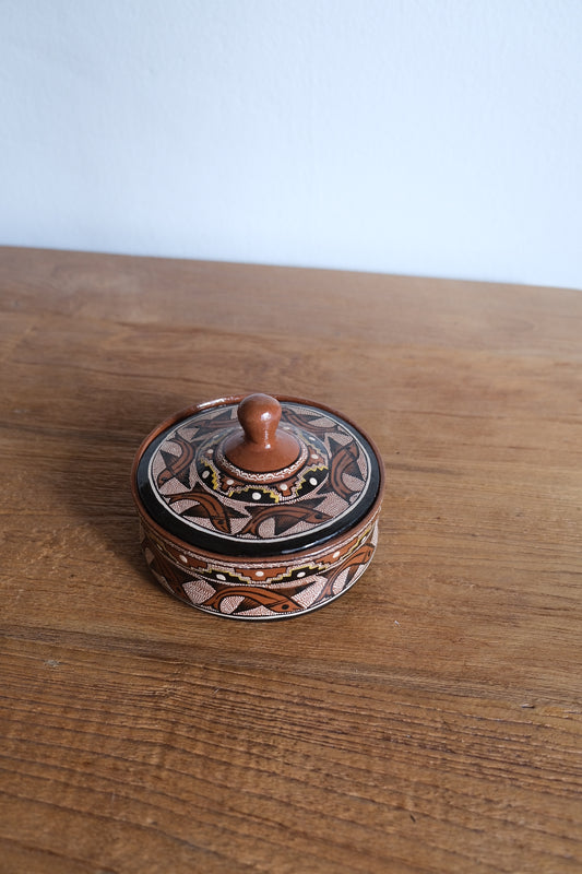 Hand-painted Peruvian trinket pot